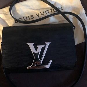 Authentic Louis Vuitton Louise Pm Electric clutch